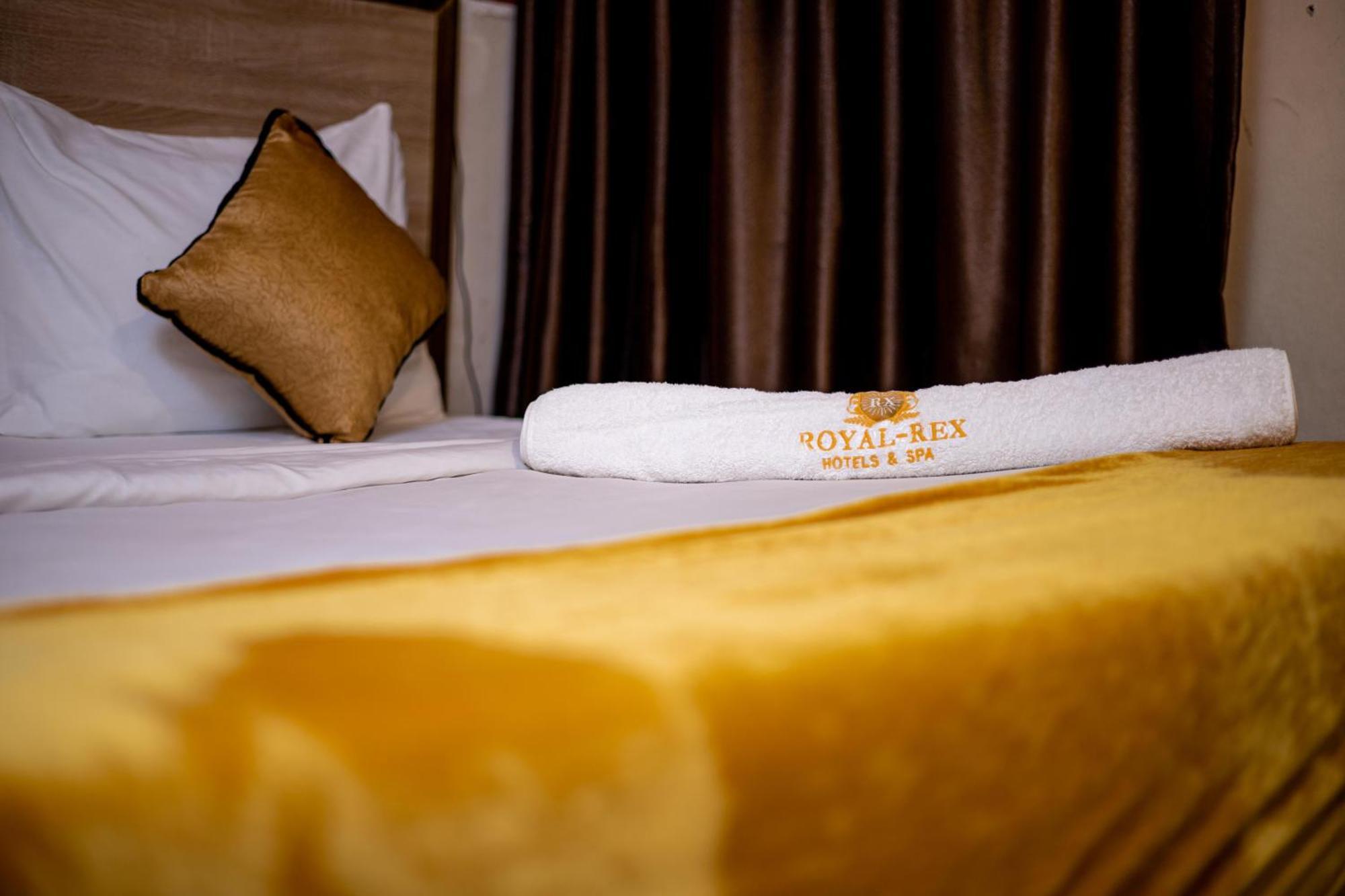 Royal Rex Hotels And Spa ลากอส ภายนอก รูปภาพ