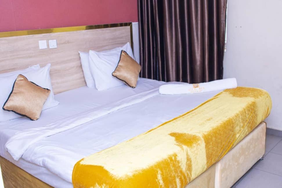 Royal Rex Hotels And Spa ลากอส ภายนอก รูปภาพ